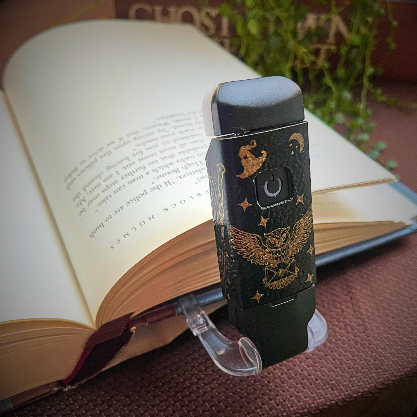 Wizard Book Light: Faux Leather Owl Design, USB Rechargeable