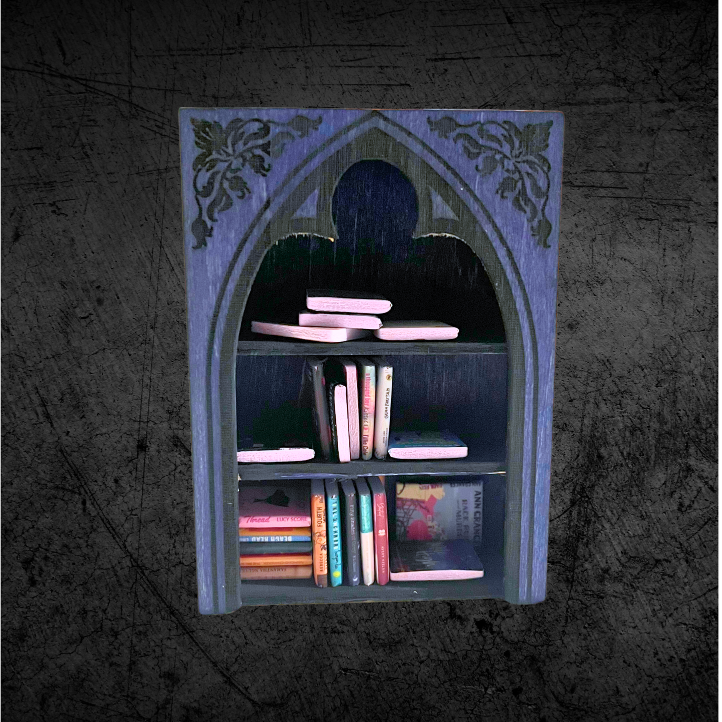 book lover desk accessory pen holder