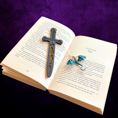 Handmade Dragon Bookmark – Fantasy Book Lover Gift, Page Marker, Sword and Dragon Charm with gold chain, Reading Accessory for Fantasy Fans