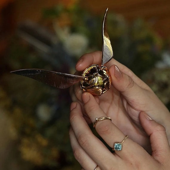 The Golden Snitch Ring Box, Quadball Snitch Ring Earrings jewelry Box, Wizards Magical Winged Ball Ring Box, Ring Box With Wand Chain Key